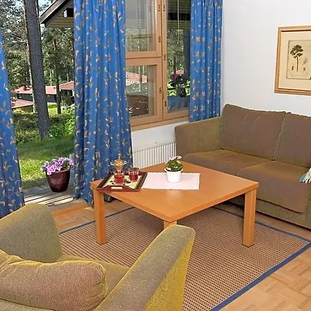 Anttolanhovi 3*